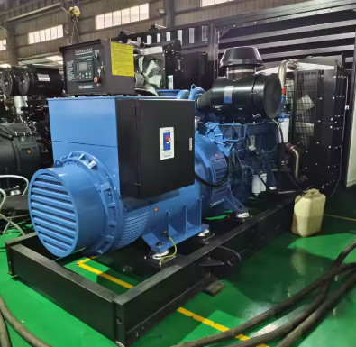 مولد الغاز الطبيعي 450KVA مولد الغاز الحيوي Lpg مع كومينز Yuchai Weichai المحرك الكهربائي مولد الكهرباء المصنع محطة توليد الكهرباء للمباني
